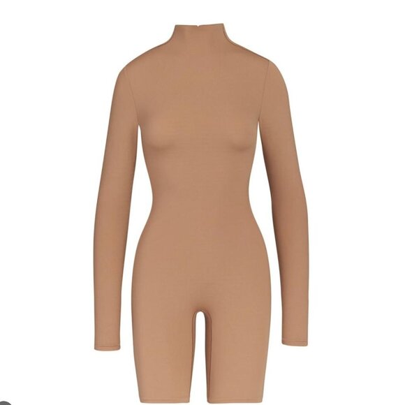 NWT SKIMS ALL-IN-ONE LONG SLEEVE MID THIGH ONESIE IN SIENNA - Picture 2 of 4